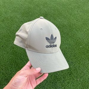 Adidas SnapBack Olive